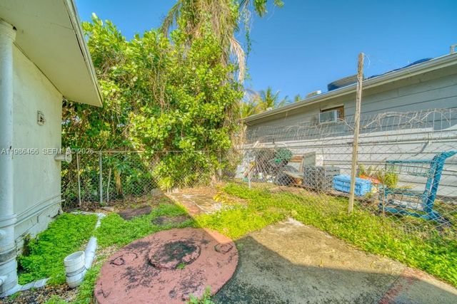 3353 SW 23rd Ter 3355, Miami, FL 33145