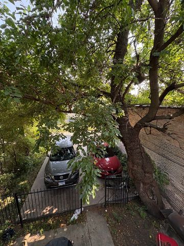 253 W 43RD Street, Chicago, IL 60609