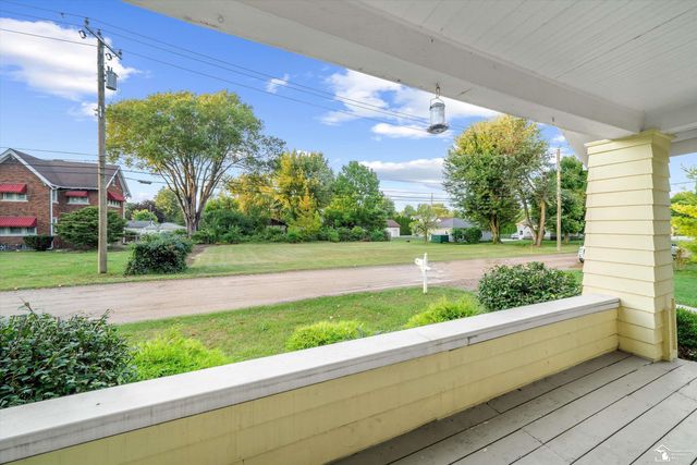37261 ELLIS Street, New Boston, MI 48164
