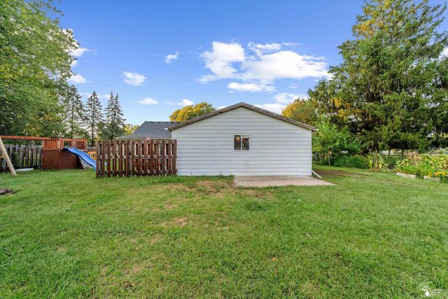37261 ELLIS Street, New Boston, MI 48164