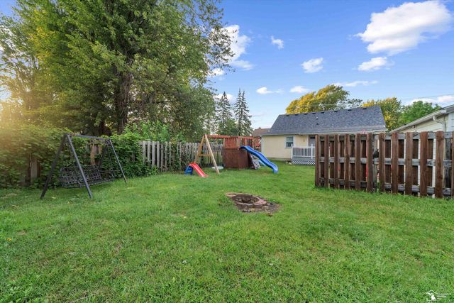 37261 ELLIS Street, New Boston, MI 48164