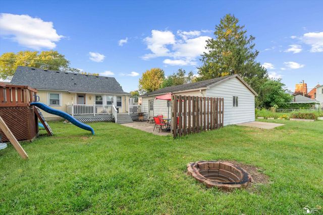 37261 ELLIS Street, New Boston, MI 48164