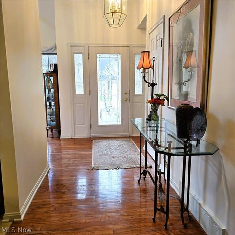 22693 Melissa Lane, Strongsville, OH 44149