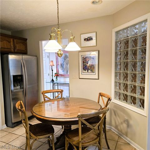 22693 Melissa Lane, Strongsville, OH 44149