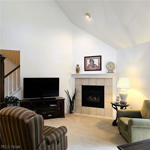 22693 Melissa Lane, Strongsville, OH 44149