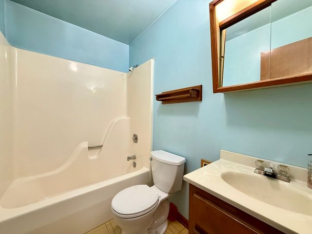 1980 Sapphire Lane, Aurora, IL 60506