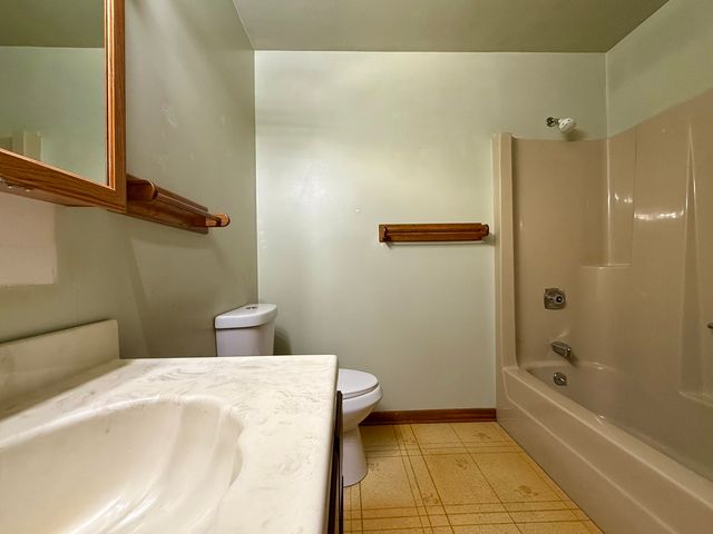 1980 Sapphire Lane, Aurora, IL 60506