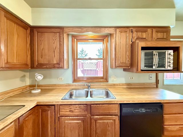 1980 Sapphire Lane, Aurora, IL 60506