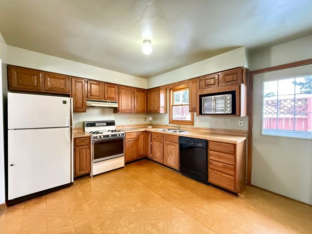 1980 Sapphire Lane, Aurora, IL 60506