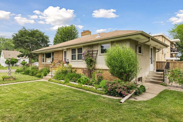375 Jessamine Avenue W, Saint Paul, MN 55117