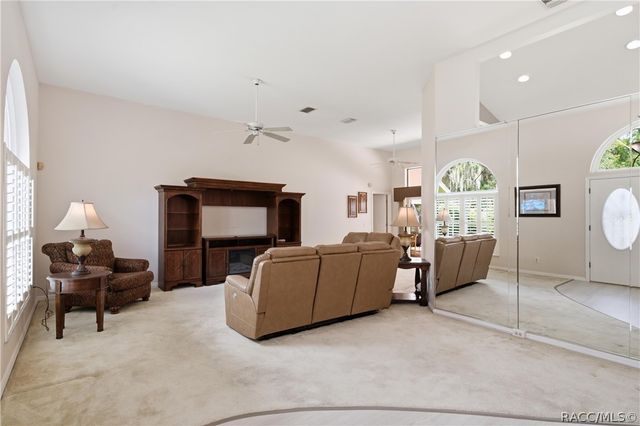 1610 E Westgate Lane, Hernando, FL 34442