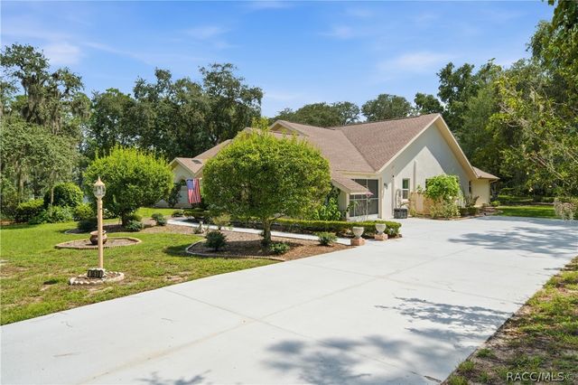 1610 E Westgate Lane, Hernando, FL 34442