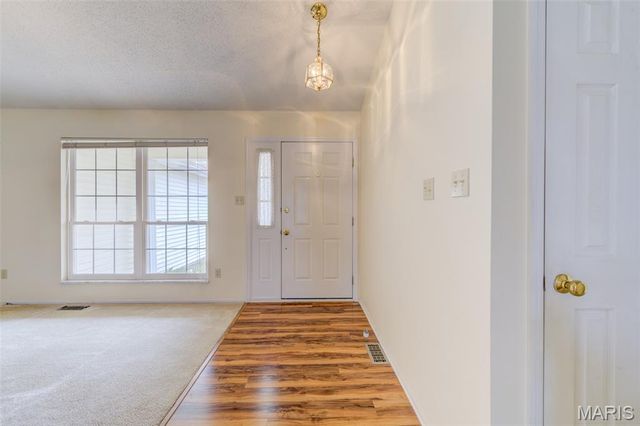 2143 Alexandria Row, O'fallon, MO 63368