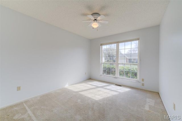 2143 Alexandria Row, O'fallon, MO 63368