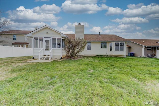 2143 Alexandria Row, O'fallon, MO 63368