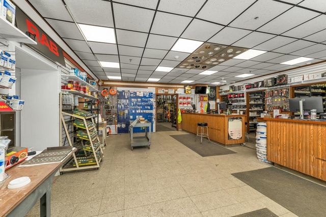 935 Union Avenue, Laconia, NH 03246