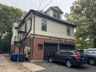 151 Howard Avenue, New Haven, CT 06519