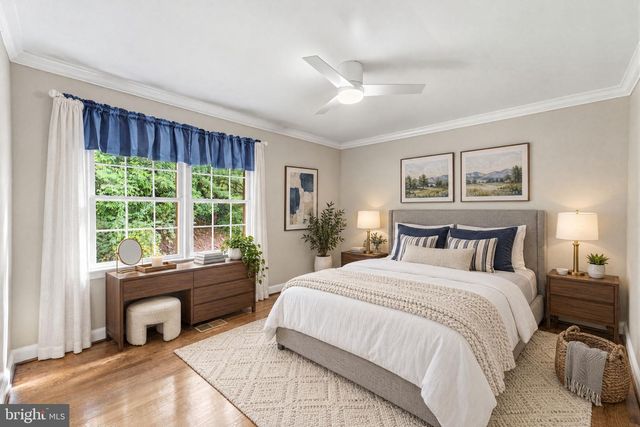2405 S QUEEN ST, Arlington, VA 22202