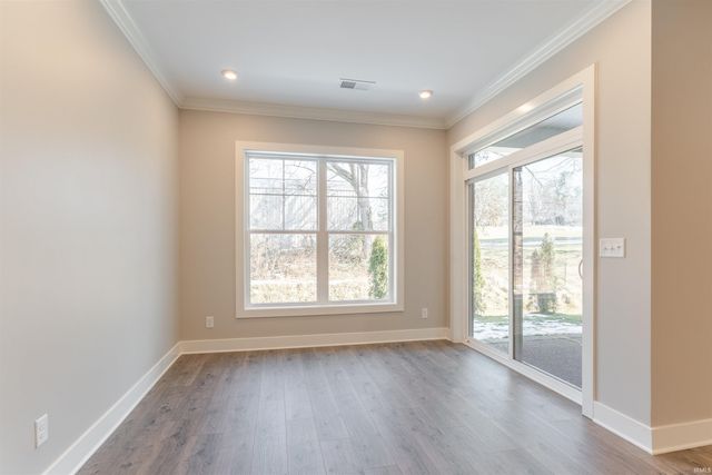 6986 Ironwood Circle, Newburgh, IN 47630