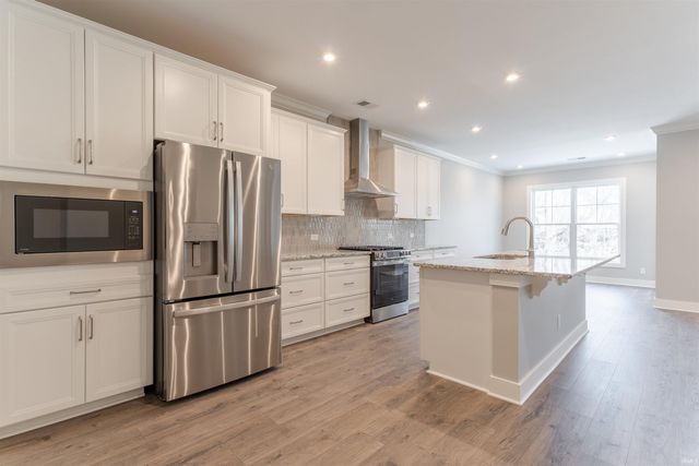 6986 Ironwood Circle, Newburgh, IN 47630