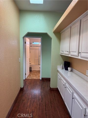 16 Magnolia, Anaheim, CA 92801