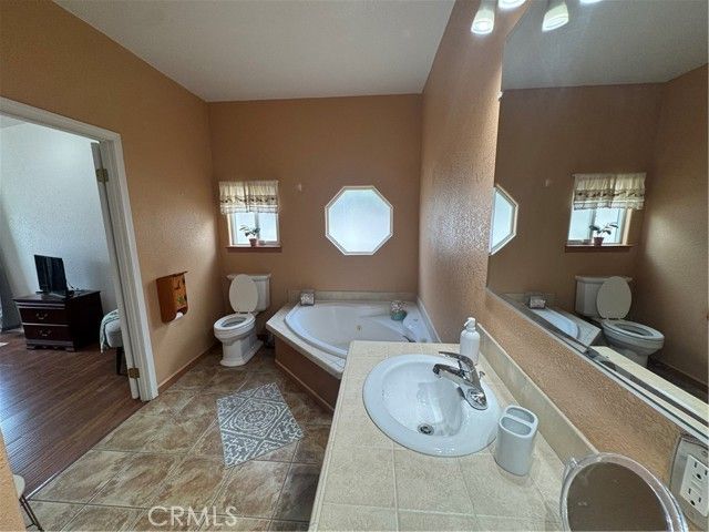 16 Magnolia, Anaheim, CA 92801