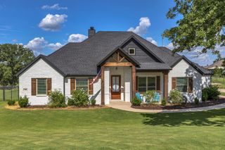 108 Creek Forest Road, Reno, TX 76020