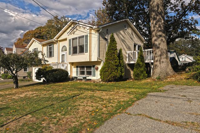 47 Peak Avenue, Milford, CT 06460