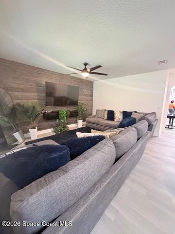 4400 Pagosa Springs Circle, Melbourne, FL 32901