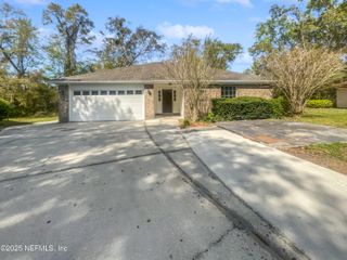 5933 COPPER LAKE Drive, Jacksonville, FL 32218