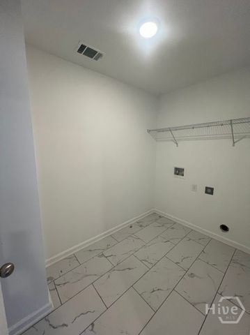 2A Oak Alley, Guyton, GA 31312