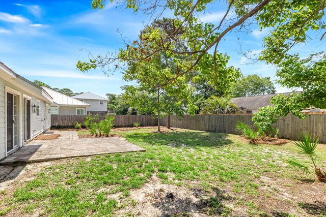 60 Ash Street, Santa Rosa Beach, FL 32459