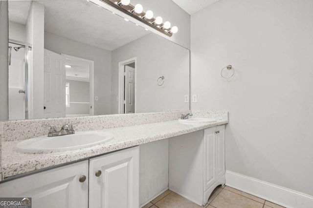 140 Davis Mill Court, Lawrenceville, GA 30044