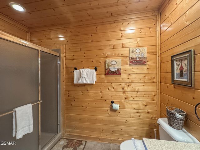 2607 Mountain Glory Trail, Sevierville, TN 37876