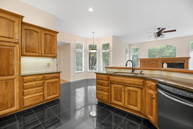 969 N White Tail Cir, Wichita, KS 67206