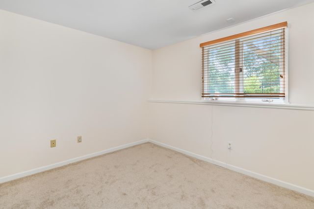 969 N White Tail Cir, Wichita, KS 67206
