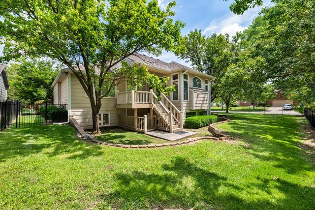 969 N White Tail Cir, Wichita, KS 67206