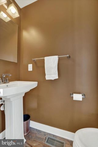 1154 ROSECROFT LN, York, PA 17403