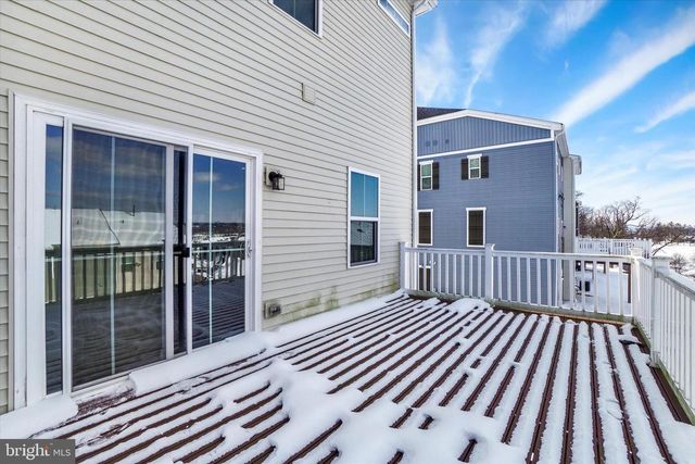 1154 ROSECROFT LN, York, PA 17403