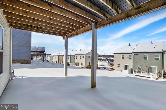 1154 ROSECROFT LN, York, PA 17403