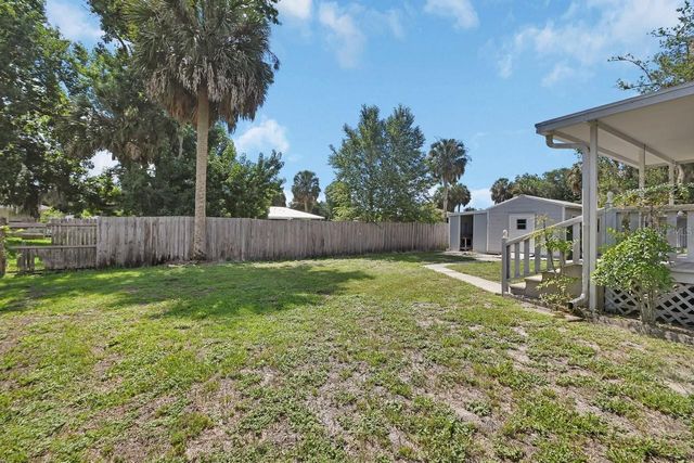 1637 HONTOON RD, Deland, FL 32720