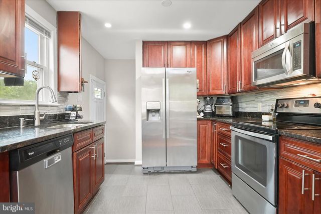 7403 LOCUST DR, Hanover, MD 21076