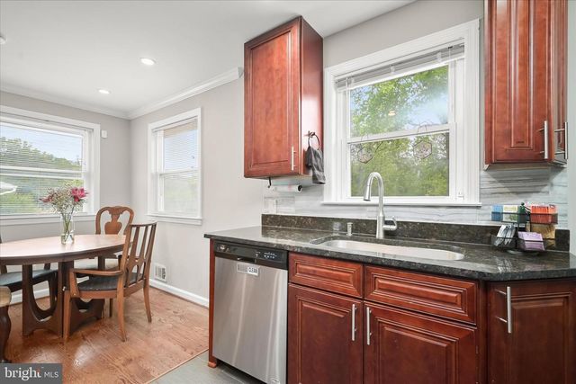 7403 LOCUST DR, Hanover, MD 21076