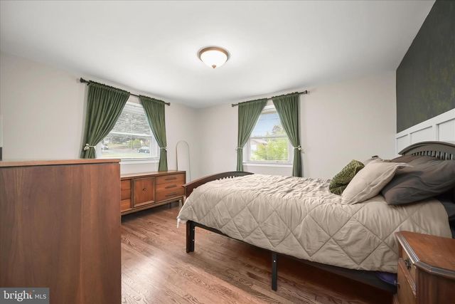7403 LOCUST DR, Hanover, MD 21076