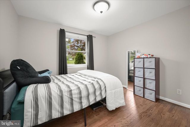 7403 LOCUST DR, Hanover, MD 21076