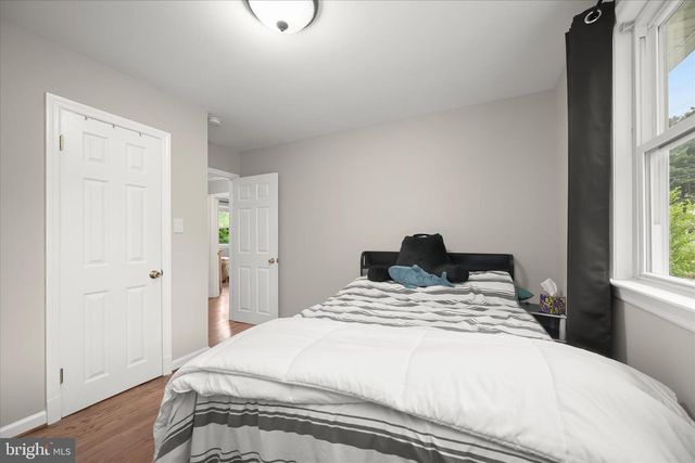 7403 LOCUST DR, Hanover, MD 21076