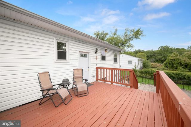 7403 LOCUST DR, Hanover, MD 21076