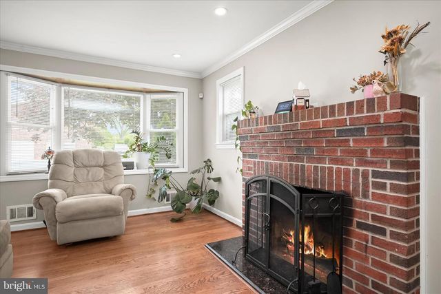 7403 LOCUST DR, Hanover, MD 21076