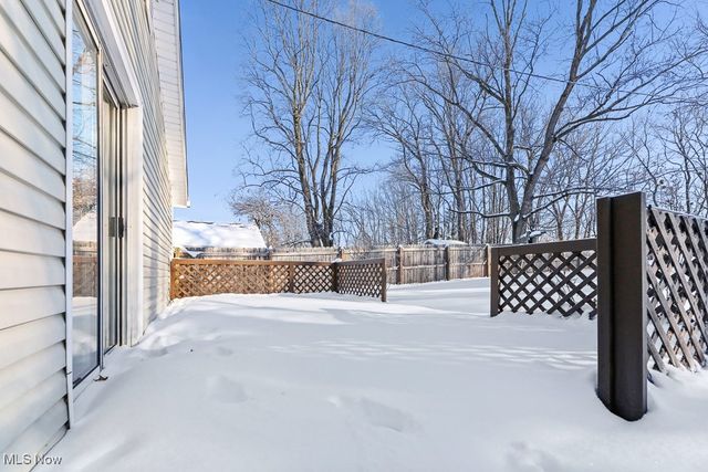 961 Crestline Drive, Akron, OH 44312