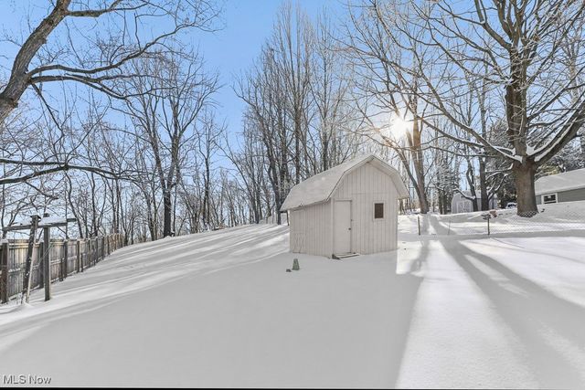 961 Crestline Drive, Akron, OH 44312